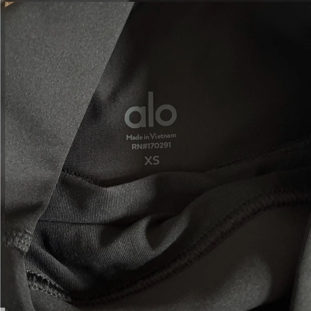 ALO Yoga Charcoal Pleated Mini Skirt